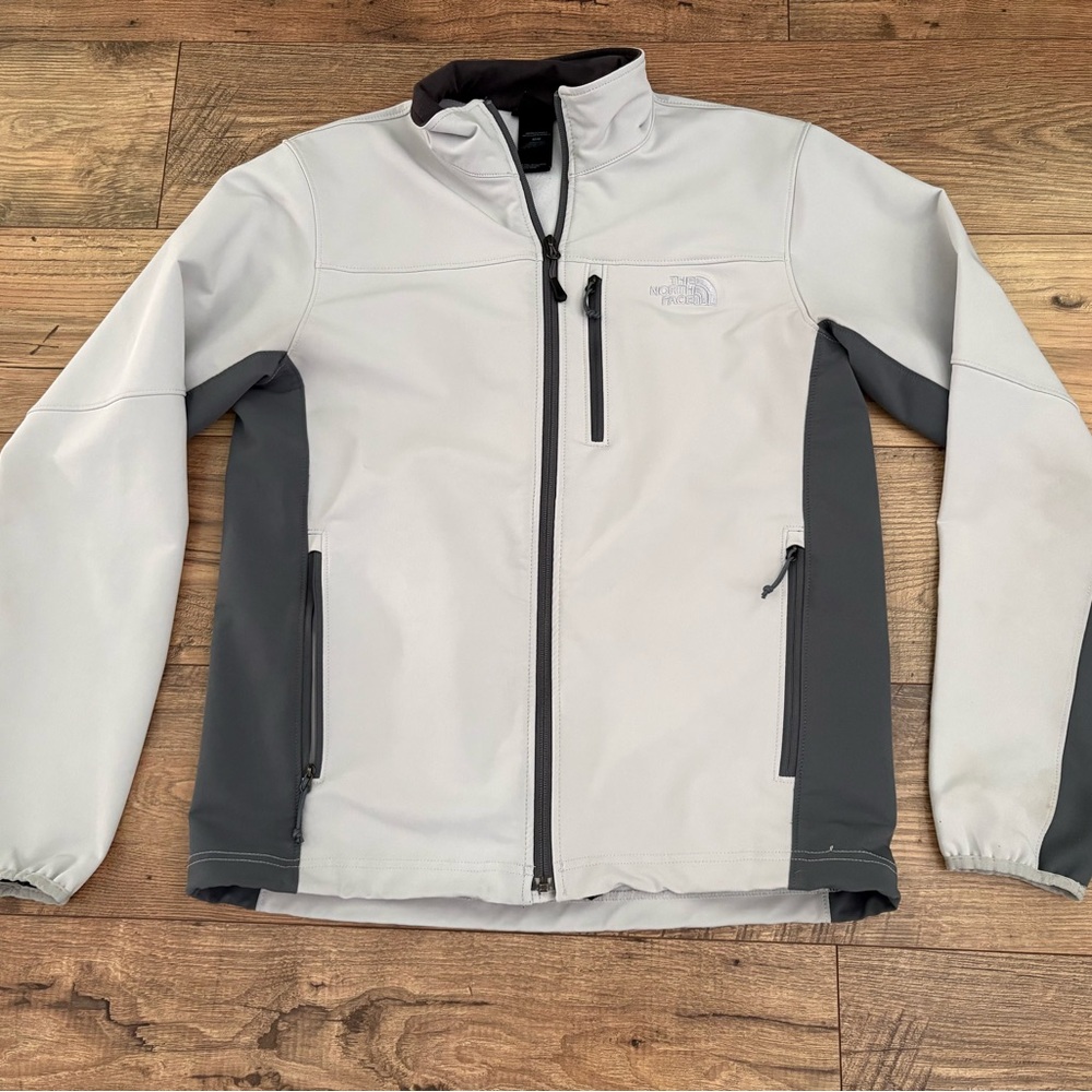 The North Face Men's Light Gray and Dark Gray Performance Jacket